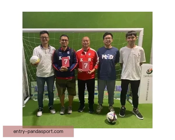 博尔顿俱乐部辉煌历程与现代足球发展影响解析 博尔顿俱乐部辉煌历程与现代足球发展影响解析